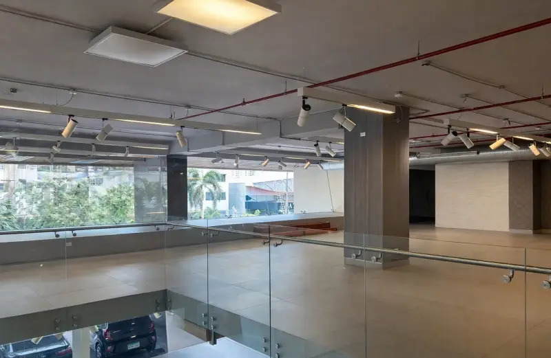 ALQUILER DE LOCAL EN OBARRIO