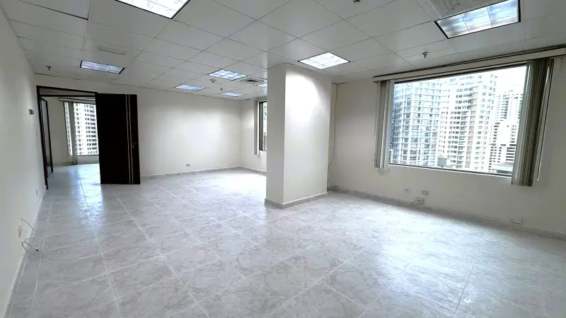 VENTA O ALQUILER DE OFICINA EN MARBELLA 