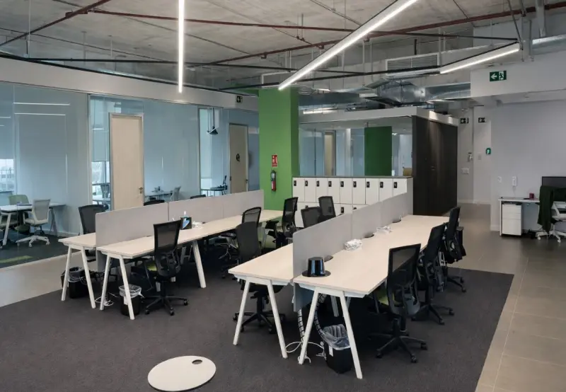 VENTA DE OFICINA CON INQUILINO EN SANTA MARÍA BUSINESS DISTRICT