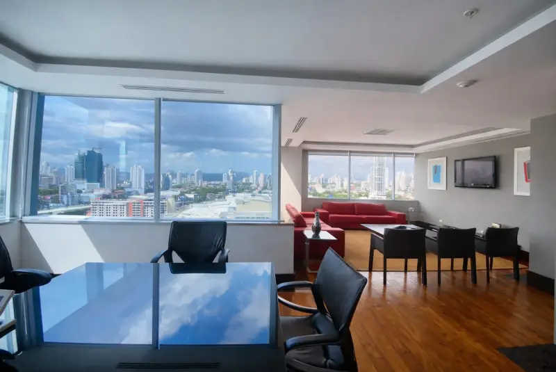 ALQUILER DE OFICINA EN PUNTA PACÍFICA