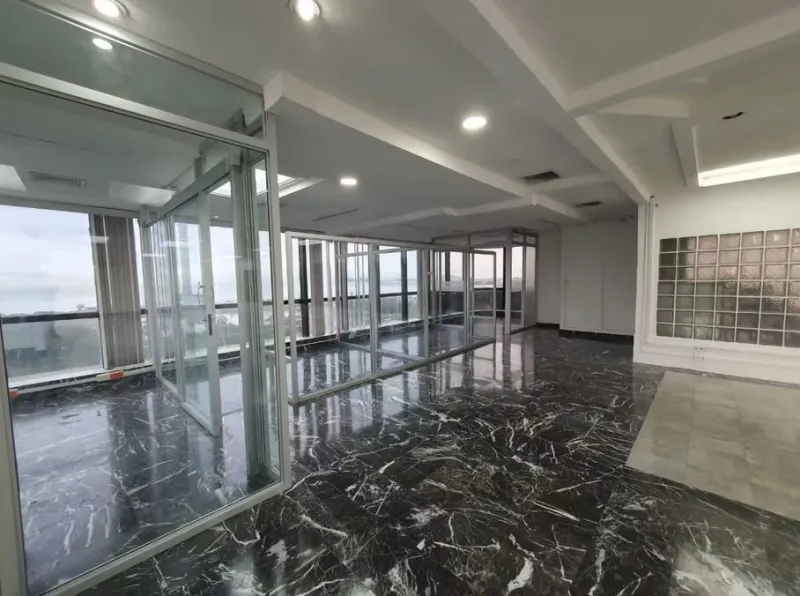 VENTA DE OFICINA EN AVENIDA BALBOA