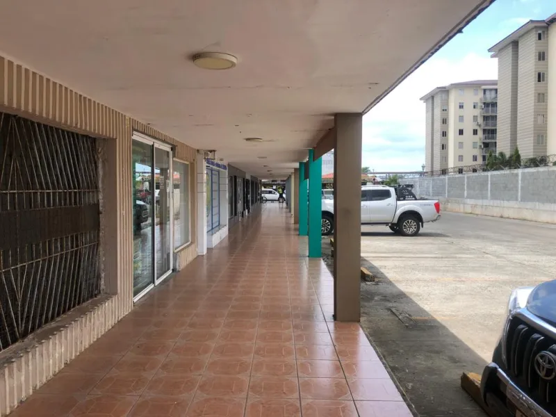 VENTA DE LOCAL EN PLAZA COMERCIAL EN VÍA TOCUMEN
