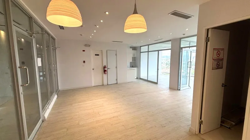 VENTA DE OFICINA EN COSTA DEL ESTE