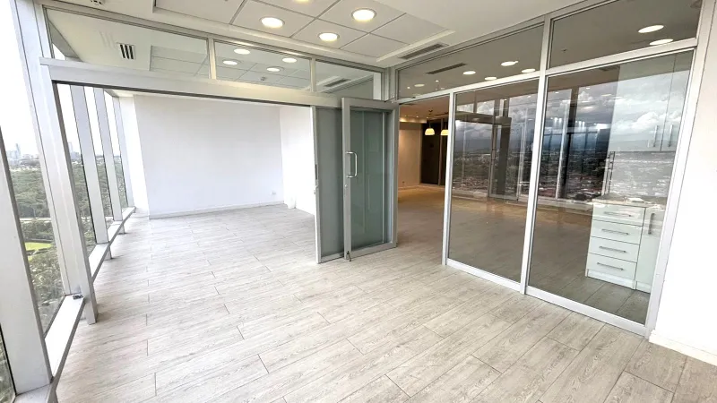 VENTA DE OFICINA EN COSTA DEL ESTE