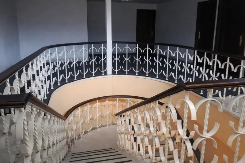 ALQUILER DE LOCAL EN CALIDONIA