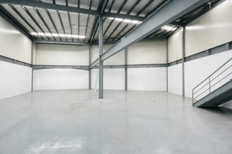 VENTA Y ALQUILER DE OFIBODEGA EN PARQUE LEFEVRE