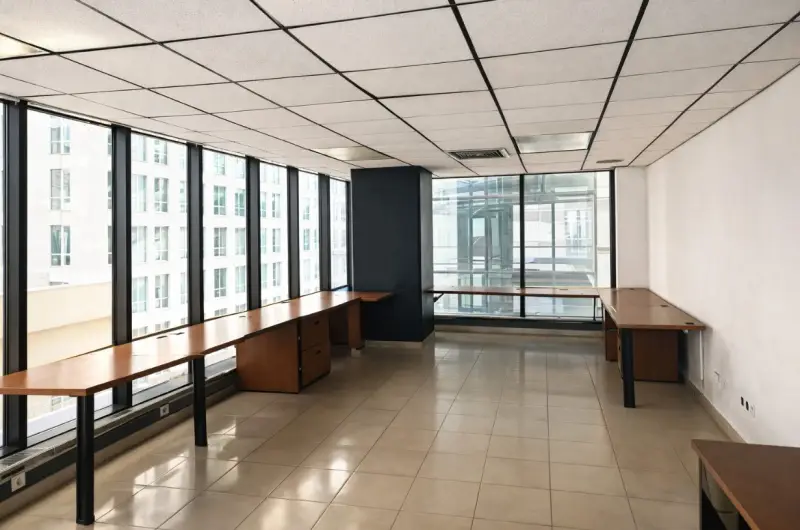 ALQUILER DE OFICINA EN BELLA VISTA