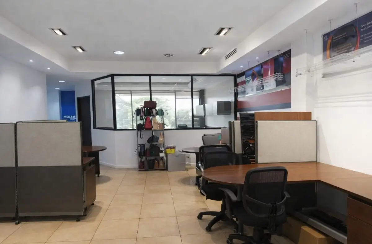 ALQUILER DE OFICINA EN AVENIDA BALBOA