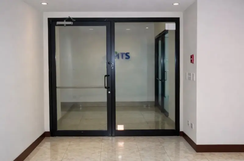 ALQUILER DE OFICINA EN OBARRIO