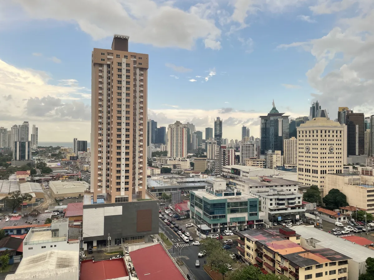 VENTA DE PROPIEDAD CON INQUILINOS EN BELLA VISTA