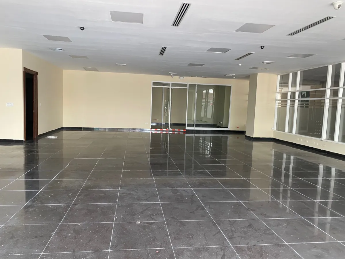 ALQUILER DE LOCAL COMERCIAL EN CAMINO DE CRUCES