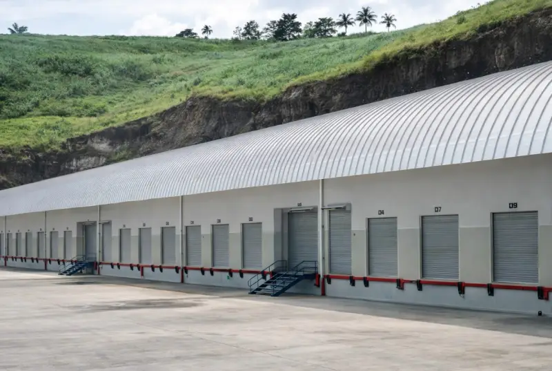 VENTA O ALQUILER DE GALERAS EN PARQUE INDUSTRIAL EN MILLA 8