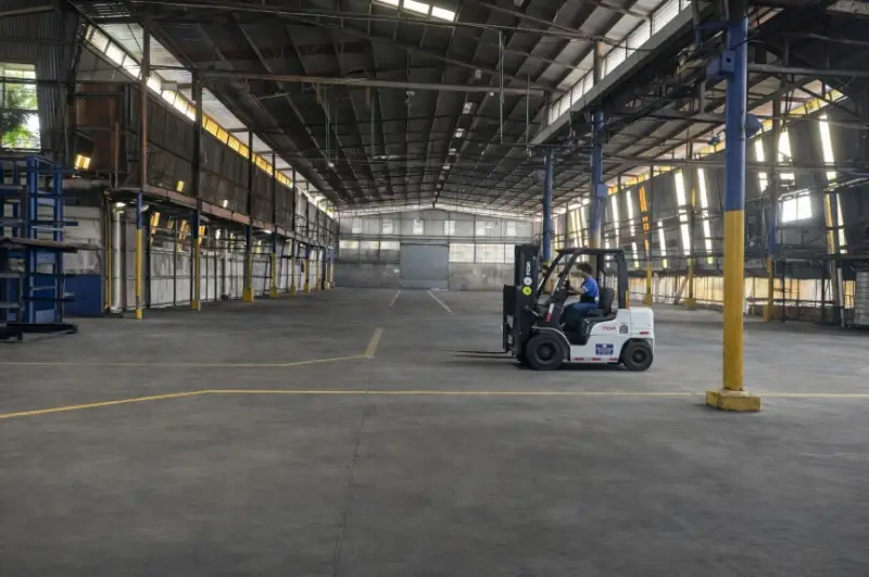 ALQUILER DE GALERAS EN TRANSÍSTMICA